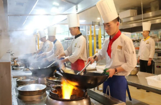 選擇藍海職業學校的10大理由