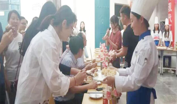 學生制作的花樣水餃造型 學生制作的花樣水餃造型