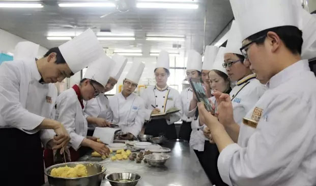 西餐烹飪專業立項為省級品牌專業 西餐烹飪專業立項為省級品牌專業